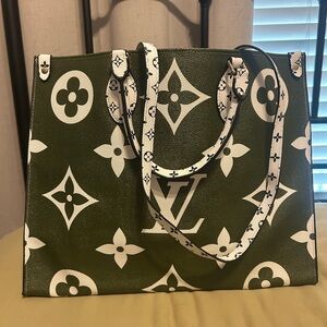 Green Tote Bag